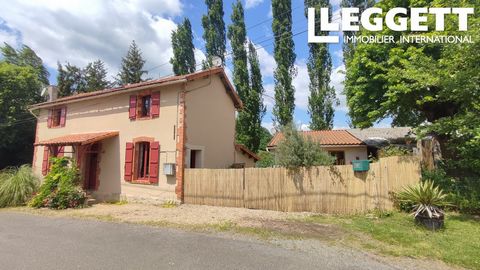 A21065 - This stylishly renovated 3-bedroomed detached property is situated near to the market town of Nanteuil-en-Vallée, with 2 very popular restaurants and local commerce. Information about risks to which this property is exposed is available on t...