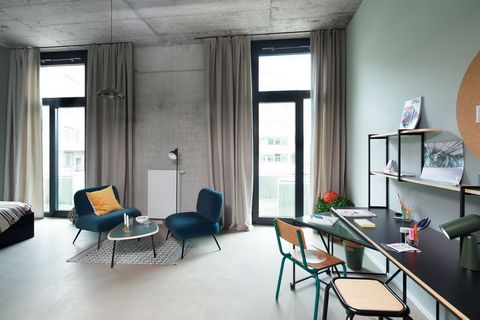 Genieße die Vorteile eines Apartments mit eigener Terrasse mit direktem und schnellstem Zugang zum Innenhof und unseren Community Areas. Zudem bekommst du mit unserem Patio Deluxe Apartment auf 37m² mehr Freiheit durch mehr Freiraum. Dein Patio Delux...