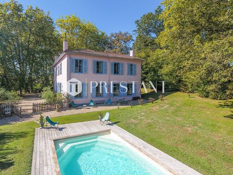 Very nice property for sale with swimming pool in Bayonne. Real mansion in a residential area on the outskirts of the Bayonne-Anglet-Biarritz conurbation. Close to all transport amenities, shops, schools, its location also gives it direct access to m...