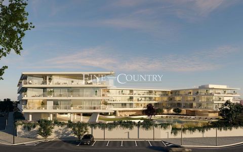 Im pulsierenden Herzen von Vilamoura steht Serenity als eine exquisite Wohnoase, die 53 Wohnungen von reiner Eleganz in zwei unterschiedlichen Gebäuden, Golden und Blue, bietet. Golden, inspiriert von den sonnenverwöhnten Stränden, strahlt Wärme und ...