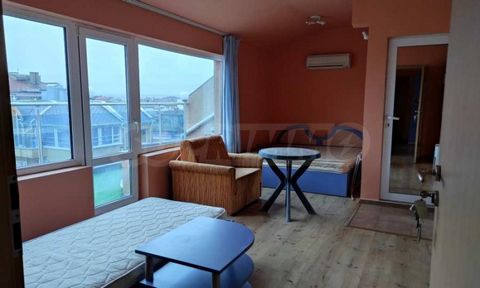 SUPRIMMO Agency: ... We offer another studio in this building! We present a furnished studio of 52 sq.m, with sea view, in a residential building without maintenance fee in Primorsko. The building has an elevator and very well maintained common areas...