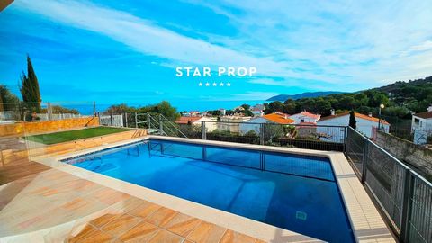 From STAR PROP, we are pleased to present you this impressive property that we exclusively market. Located in Llançà, Girona, this designer house stands out for offering incredible sea views from every corner, especially from its spectacular pool. At...