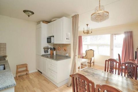 Find your new home in this lovely newly renovated apartment in Copenhagen, close to the metro/subway and city center but quiet with a private patio and a big shared garden area with grill. The charming apartment is renovated from top to bottom and ha...