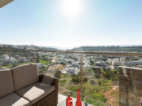 Perfect harmony between contemporary luxury and coastal tranquillity. This modern 3 bedroom flat is ready to offer you a life of refinement, tastefully decorated and inserted in an exclusive condominium that provides a superb view of the sea and the ...