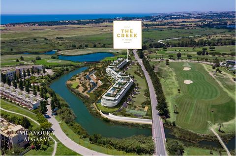 The Creek é um condomínio de luxo fechado com 45 apartamentos tipologia T2 a T4 duplex, localizado no resort de Vilamoura, com uma envolvente singular, entre canais de água e campos de golfe, com o mar azul como cenário. Projetado pelo arquiteto Vasc...