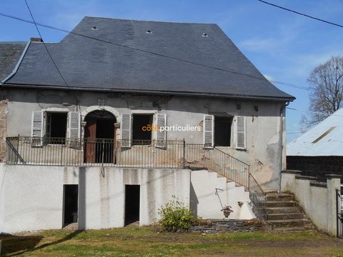 Find a new property to buy with this 2-bedroom village house in the commune of Ussac. Village house consisting of a kitchen area, a lounge area of 27m2 and 2 bedrooms. Its living floor area is approximately 198m2. This property includes a small garde...