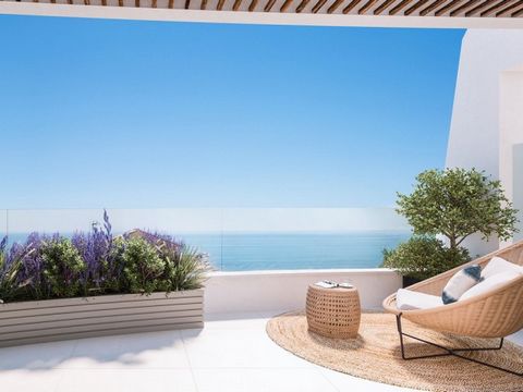 Dit duplex-penthouse appartement biedt een prachtig uitzicht op zee en heeft een fantastische locatie in de jachthaven van Benalmadena, op slechts een korte wandeling van het strand en alle voorzieningen. De benedenverdieping van dit appartement best...