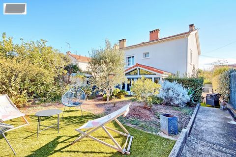 TOULON - quartier recherché de La Serinette / Cap Brun. Découvrez ce superbe appartement en rez-de-villa de 86 m2,il se compose d'un salon lumineux avec cuisine contemporaine aménagée et équipée s'ouvrant sur une salle à manger. Deux chambres spacieu...