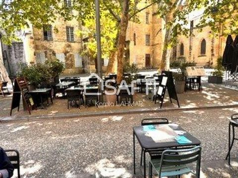 A Vendre Fonds de Commerce - Restaurant au Coeur du Centre Historique D'Avignon