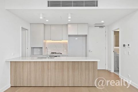 Stunning Brand New 2 Bed + 2 Bath + Study Apartment in Rouse Hill for sale. Walking distance to Metro station. This brand new 2 bedroom, 2 bathroom, and study apartment with 1 car space is located in the growing suburb of Rouse Hill. North facing, wi...