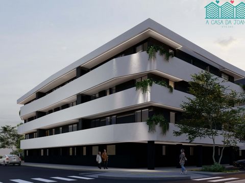 Apartamento T4 Duplex, de Segmento de Luxo, situado ao nível do 3º e 4º andar, privilegiando de uma localização excecional, próximo a todos os serviços e comodidades, para que a sua vida seja repleta de tranquilidade e sustentabilidade. Apartamentos ...