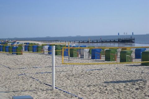 Idyllisch gelegen, comfortabel ingerichte vakantiewoning. Het verzorgde, ruime appartementencomplex ligt tussen de landelijke plaatsen Boldixum en Wrixum. Ook het centrum van Wyk en het strand zijn te voet snel te bereiken. Het stadsbeeld van Wyk auf...