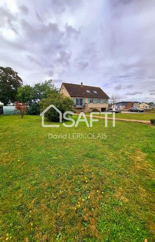 Come and discover this large house with a basement of 145 m2 of living space. A perfectly insulated and tastefully renovated 70s house, comprising 7 bedrooms in total, all on a fully enclosed plot of 1,250 m2 with a greenhouse and a terrace area. The...