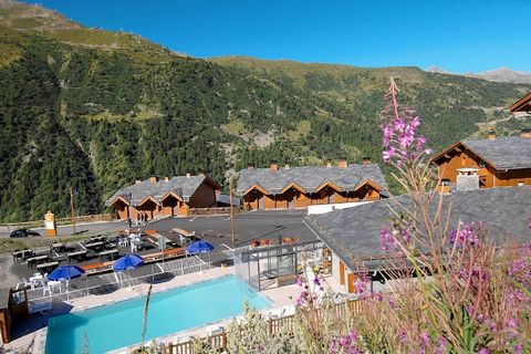 Die Residenz Le Grand Panorama II besteht aus mehreren Mehrfamilienhäusern, die von einigen Chalets im Reihenhausstil umgeben sind. Das Ganze ist im traditionellen Stil mit viel Holz und Naturstein gebaut. Die Wohnungen sind alle praktisch und ordent...