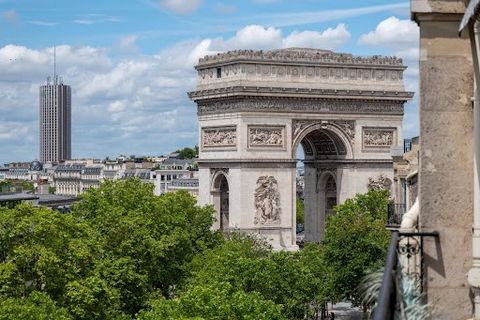 À Vendre : Appartement de Luxe Avenue Marceau, Paris 8ème Offrez-vous le privilège d’habiter l’un des plus beaux appartements de Paris, Avenue Marceau, à proximité de la place de l’Étoile. Situé au 5ème étage d’un immeuble de prestige datant de 1884,...