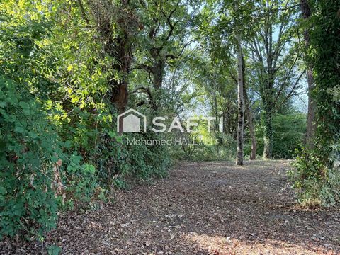 Terrain exceptionnel 840 m² proche du lac, centre