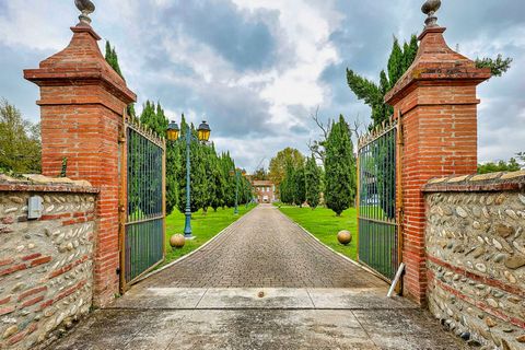 TOULOUSE CHATEAU XVIIIème 6 HA LAC