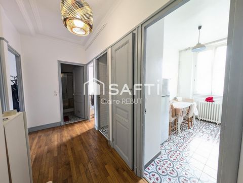 Beau F3 type appartement parisien centre ville