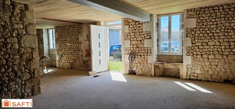 maison charentaise en pierre en cours de rénovation