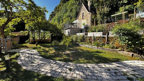 Charmante Quercynoise rénovée avec gîte et piscine dans la vallée du Lot