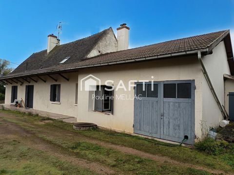 Aux amoureux du calme de la campagne , cette maison individuelle avec son terrain de plus de 3000 m2 vous séduira . Idéale pour une famille