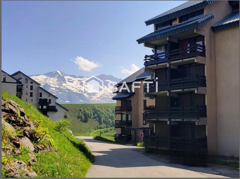 Appartement T1 bis à Superbagneres au pied des pistes de ski.