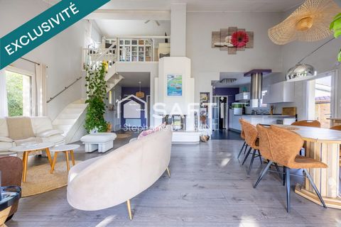 Maison d'architecte avec dependance, piscine, carport