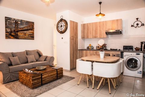 This comfortable apartment is decorated and furnished with care. underground parking free of charge The space The beds are brand new and high quality (Hotel Grand Confort). The furniture is of high quality (in particular teak wood). Most paintings ar...
