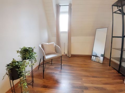 Our freshly renovated MILPAU Recklinghausen1 apartment is perfect for 2-3 people and features high-quality and modern furnishings. → high-quality box spring bed (160 x 200 cm) → comfortable sofa bed → 24/7 automatic check-in → fresh towels and bed li...