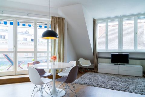 This both modern and cosy 61m² large apartment is located in the 3rd district of Vienna, in the heart of the embassy area. In the immediate vicinity you can find various shopping possibilities without missing numerous green spaces. Supermarkets as we...