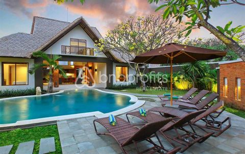 PRICE: IDR 165,000,000,000 In the heart of Bali’s vibrant Seminyak, a prime investment opportunity awaits in the form of a prestigious freehold Hotel/Resort. Priced at IDR 165,000,000,000, this property boasts 62 meticulously designed bedrooms, each ...