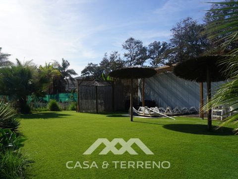 Beautiful unique rustic plot just a few steps from the beach. Perfect location, only 5 minutes from the beach and 35 minutes from Malaga Capital. The property stands out for its charm and tranquility, the garden offers different spaces to enjoy, as w...