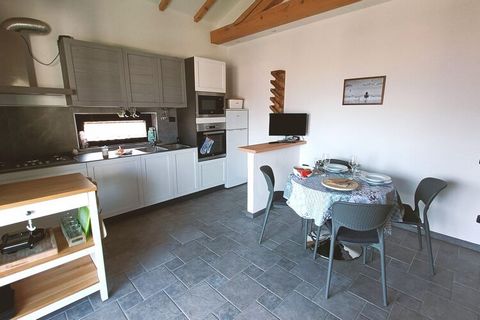 Spend time in this attractive apartment overlooking the beautiful mountains in Germignaga. This apartment is ideal for a couple on a romantic vacation in the Lakes of Italy. There is a terrace where you can start the day with a morning cup of tea or ...