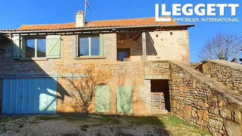 A26022MAL46 - Pretty traditional hamlet house of 73 m², not overlooked but not isolated, on 650 m² of land, benefiting from a very peaceful setting. First floor: 30 m² lounge (equipped with a recent pellet stove) with semi-open kitchen, 2 bedrooms of...