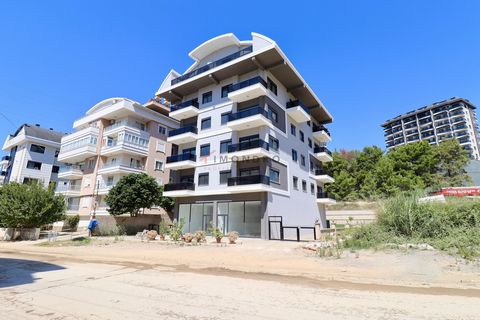 The apartment for sale is located between Side and Alanya in the area of Avsallar. Avsallar is known for Incekum's sandy beaches, citrus plants and the mild temperatures. Even during the winter months the temperature barely drops below 20 degrees Cel...