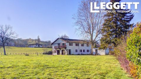 A26225CEL64 - This delightful country house (287m²) in the heart of the Basque Country is perfect for a family home or a holiday home - and with five bedrooms, each with its own bathroom or shower room, you will have lots of room to welcome family an...