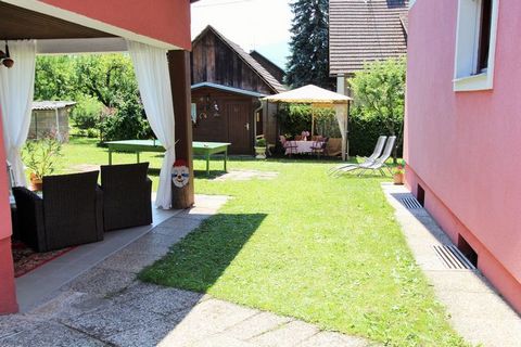 This modern apartment for a maximum of 5 people is located in a holiday home on the edge of the center of the historic town of Eberndorf in southern Carinthia, near Lake Klopein. The apartment is on the first floor and has a large living room with di...
