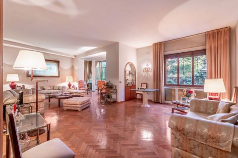 PARIOLI - Via Archimede - in a private road accessible only to residents, we offer for sale a wonderful 180 m2 apartment located on the first floor of an elegant building which stands out for its particular architectural value (both the exterior and ...