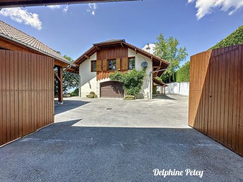 Dpt Haute Savoie (74), à vendre LUCINGES maison P5 de 212 m² - Terrain d'env. 1800 m² environ