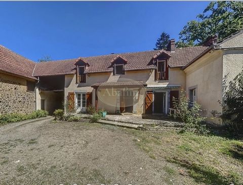 Farmhouse with 9 ha 11 minutes south of Tarbes, this superb renovated farmhouse (1873; 155 m², 4 bedrooms) offers you a magnificent adjoining agricultural property of 9ha (meadows, woods and spring) fenced, beautiful outbuildings (200 m²) and a build...