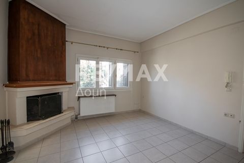 Property Code: 25316-9980 - Maisonette FOR SALE in Volos Analipsi for € 180.000 Exclusivity. This 180 sq. m. Maisonette consists of 3 levels and features 2 Bedrooms, Livingroom, Kitchen, bathroom and 2 WC. The property also boasts Heating system: ind...