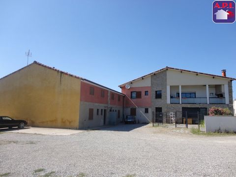 BUILDING near Mirepoix comprising 6 fully rented lots..composed of 2 semi-detached houses of 115 m² with garden and 4 apartments (from 60 m² to 120 m²) fully renovated..on plot of 3811 m² including a buildable part.. Paul SOUM - Commercial Agent - te...