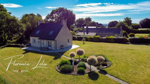 Dans la commune de Saint Brandan, megAgence à le plaisir de vous présenter cette jolie maison traditionnelle, très bien entretenue sur sous sol complet. Idéalement situé à 5 km de tout commerces et écoles (ramassage scolaire à proximité) et à 10 minu...