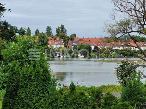 ¿Su sueño de una casa idílica en el campo finalmente debería hacerse realidad? ¡Entonces aquí está la oportunidad perfecta para hacerlo! Porque el potencial versátil de esta casa adosada sin ocupación crea el lugar de bienestar que ha estado anheland...