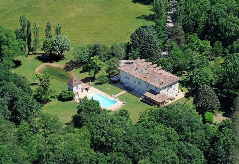 Superb Eleven Bedroom Manor House Le Phenix Rabastens France Esales Property ID: es5553626 Property Location: Le Phenix Lieu dit, La Rivière, 240 Route de Dalbiere 81800 Rabastens, France Property information: Recently renovated privately owned manor...