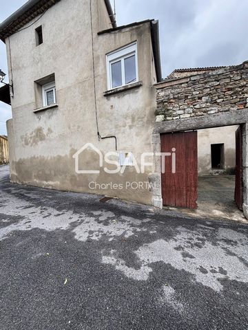 Situé dans la charmante commune de Rousson (30340), ce bien bénéficie d'un cadre de vie paisible et authentique. Niché au cœur d'un village pittoresque, il offre un environnement propice à la détente et à la convivialité. Rousson est réputé pour son ...