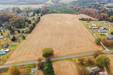 Great development potential! This 29.64 acre tract is located in Rowan county the fast growing area of Rockwell, NC! Currently being used as farmland, this land holds tons of development potential! With over 740 feet of road frontage, you have multip...