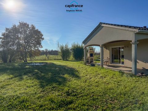 Secteur saint-vite située dans un environnement calme au fond d'une impasse, maison récente de plain-pied de 100m2 environ. Composée de cuisine/séjour de 40m2 avec baie vitrée, 3 chambres, bureau, salle de bain et également équipée d'une douche, wc e...