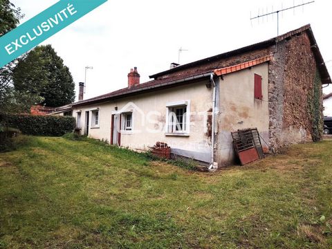 Ensemble immobilier dans un village au calme sur la commune de Genouillac, comprenant une belle maison a rénover de 60m2, une grange attenante de 88m2 et un T1 bis de 45m2 déjà en location. le tout sur une parcelle de 3800m2 sans vis à vis, comprenan...