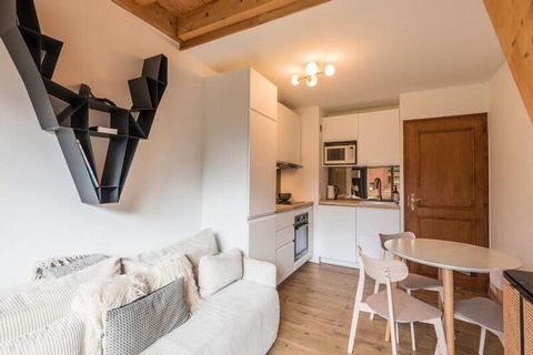 Dieses charmante Apartment im Stadtteil Jaillet in Megève ist ideal für Familien und bietet Platz für bis zu 4 Gäste. Es verfügt über ein Schlafzimmer mit zwei Etagenbetten, ein Schlafzimmer im Zwischengeschoss mit einem Doppelbett und einen gemütlic...